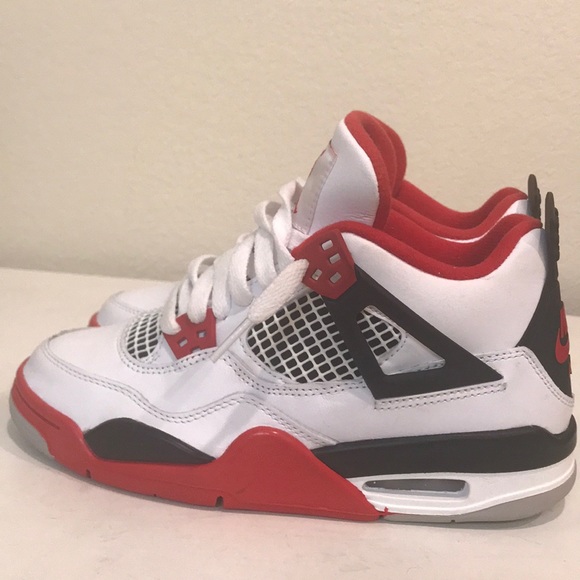 Retro Jordan 4 (GS) “Fire Red” - Picture 3 of 7